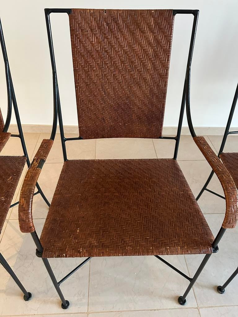 4 smeedijzeren stoelen met gevlochten bekleding, Maison & Meubles, Chaises, Utilisé, Quatre, Métal, Osier ou Rotin, Brun, Enlèvement