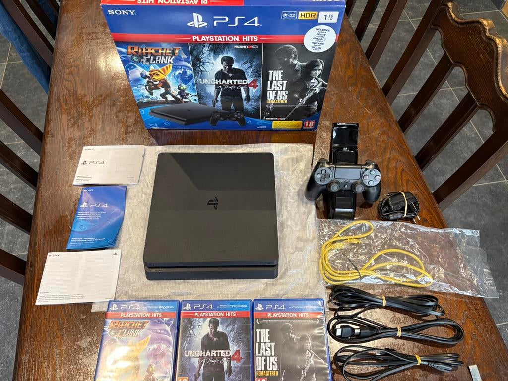 Ps4, Consoles de jeu & Jeux vidéo, Enlèvement, Comme neuf