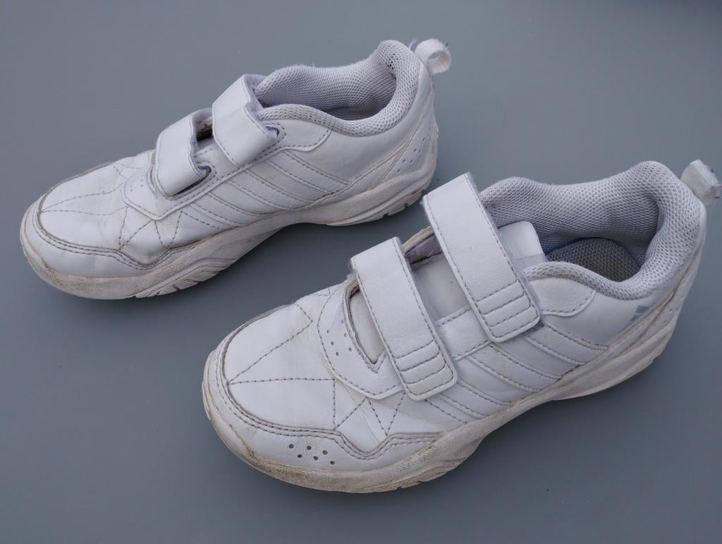 Sportschoenen maat 30, Adidas, Garçon ou Fille, Enlèvement ou Envoi, Utilisé