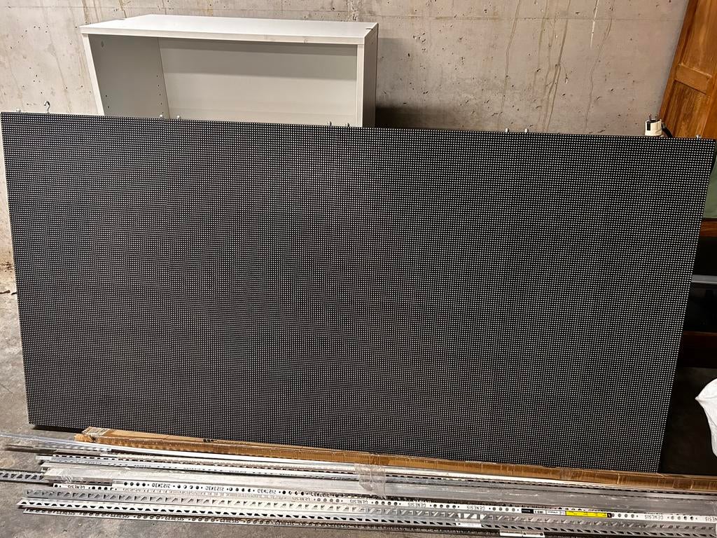 écran LED, Enlèvement
