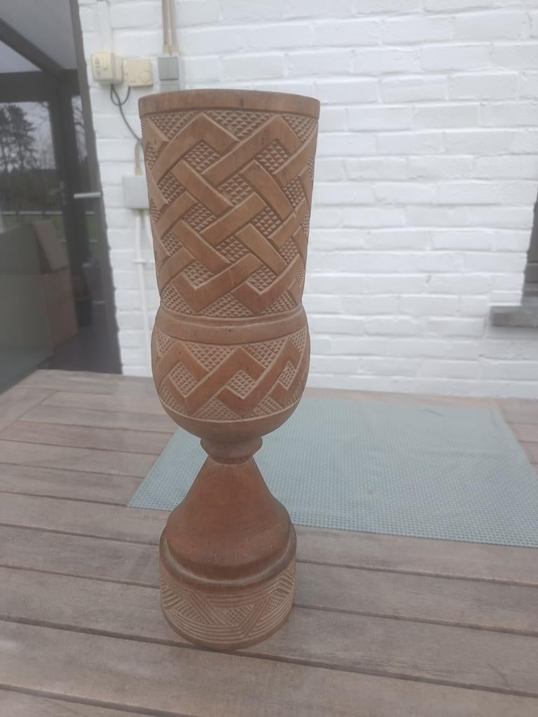 Cruce/vase congolais sculpté à la main - 37 cm de haut, Enlèvement ou Envoi