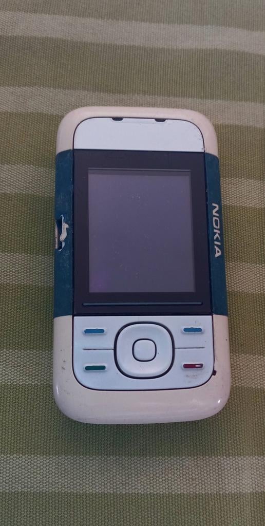 Oude Nokia 5200 -> 10€, Ophalen of Verzenden, Gebruikt, Schuifmodel, Fysiek toetsenbord