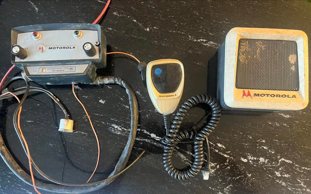 Harley Davidson police Motorola radio, Telecommunicatie, Ophalen of Verzenden, Zo goed als nieuw