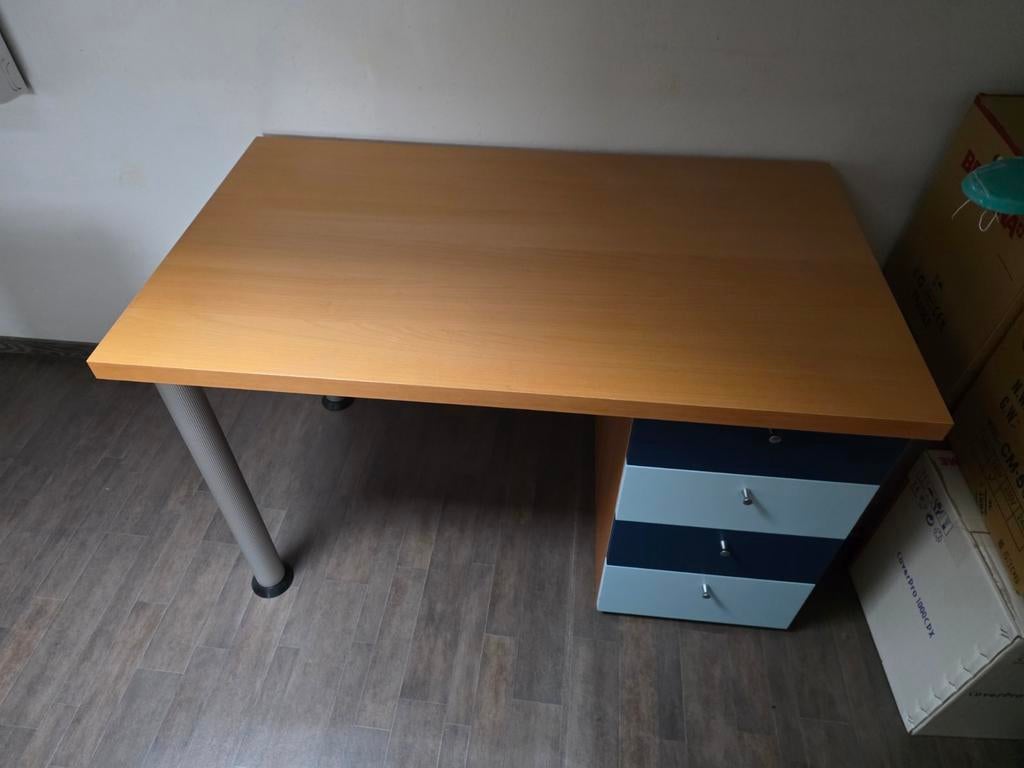 Bureau en bois avec commode (pour enfants) à l'état neuf ! !, Enlèvement