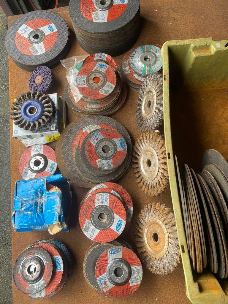 Allerlei slijpschijven voor metaal, Ophalen, Nieuw