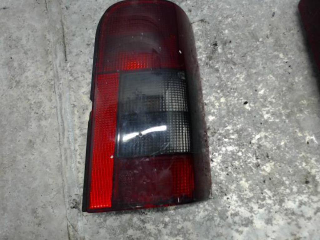 Feu arrière droit Citroën Berlingo I 1996-2002 LP/13796, Autos : Pièces & Accessoires, Enlèvement ou Envoi, Utilisé, Citroën