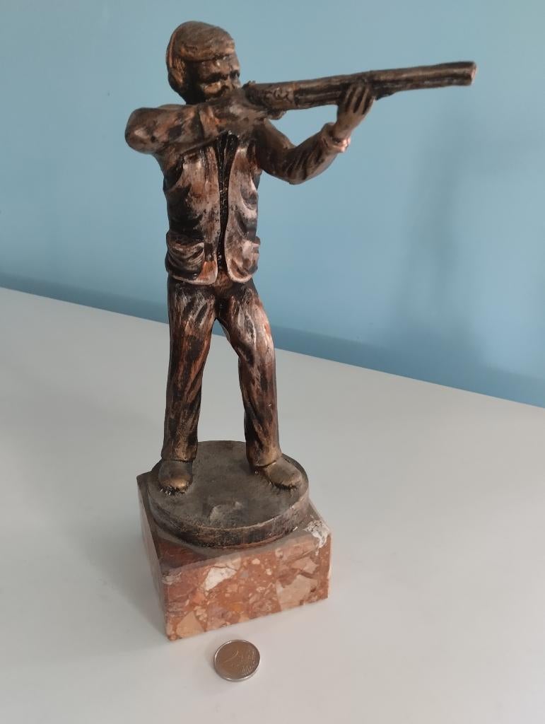 Posture de chasseur, Divers, Enlèvement, Comme neuf