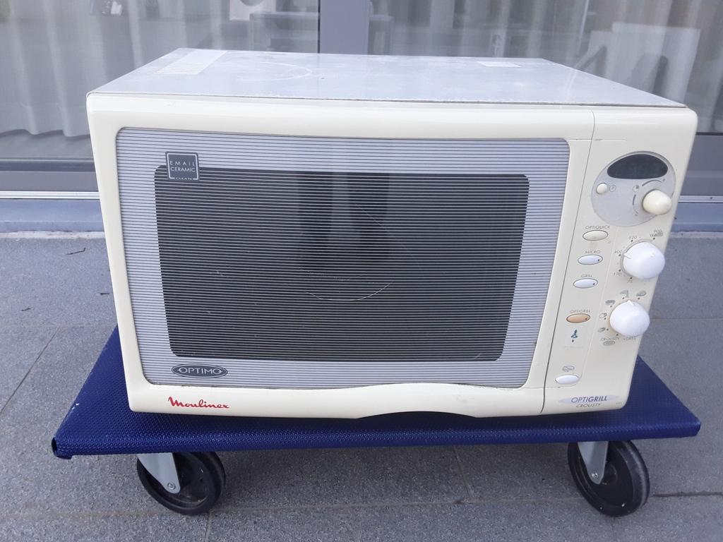 Microgolfoven, Electroménager, Enlèvement, Utilisé, 45 à 60 cm, À Poser