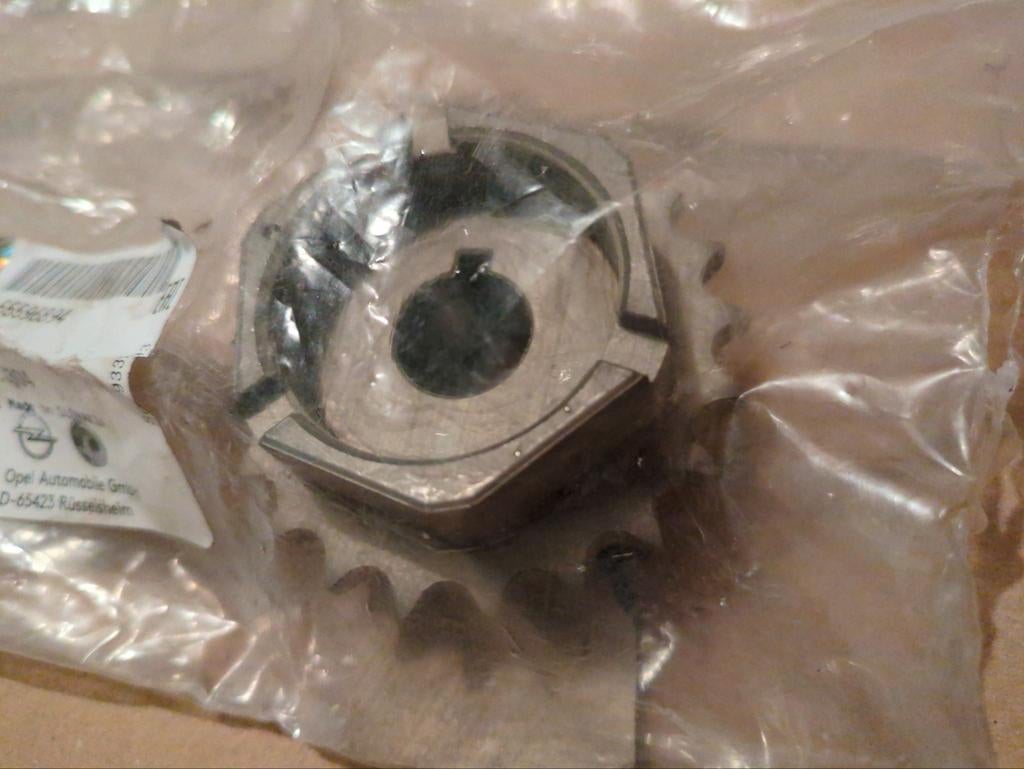 Nieuw distributietandwiel Opel 55596894, Opel