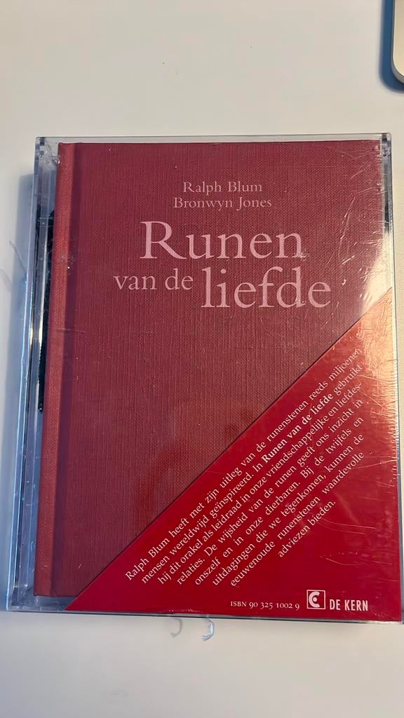 B. Jones - Runen van de liefde, Enlèvement ou Envoi, Comme neuf, B. Jones; R. Blum