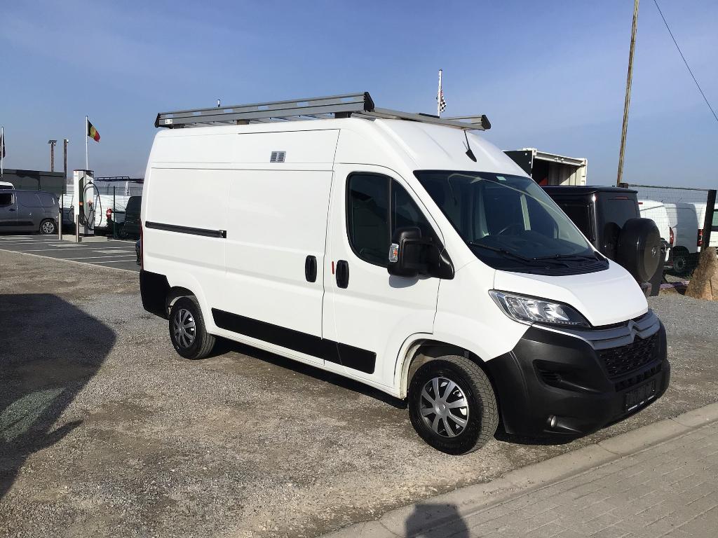 citroen jumper l2h2 120pk 2022 64000km full/option VERKOCHT, Auto's, Voorwielaandrijving, Stof, 4 cilinders, Citroën