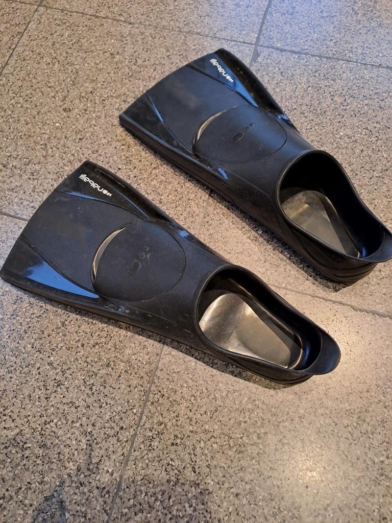 Zwemvliezen nabaiji maar 37-38, Watersport en Boten, Ophalen, Zo goed als nieuw