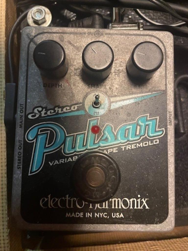 EHX PULSAR tremelo, Musique & Instruments, Enlèvement ou Envoi, Utilisé, Autres types