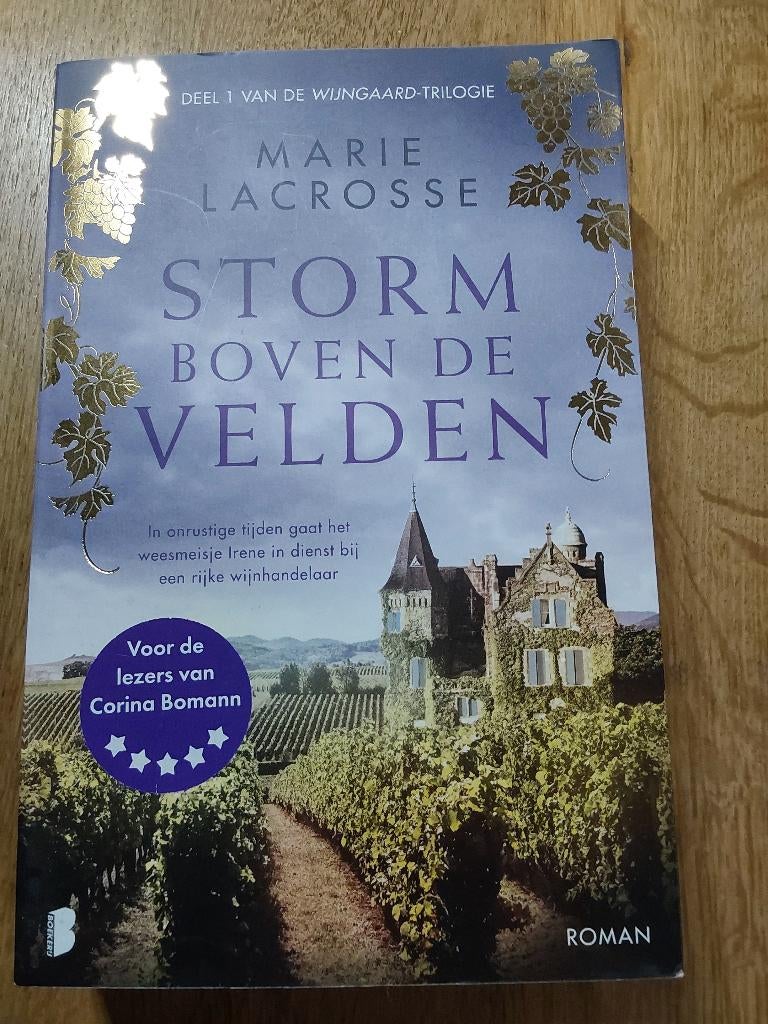 Marie Lacrosse -Storm boven de velden, Boeken, Ophalen of Verzenden, Gelezen, Europa overig