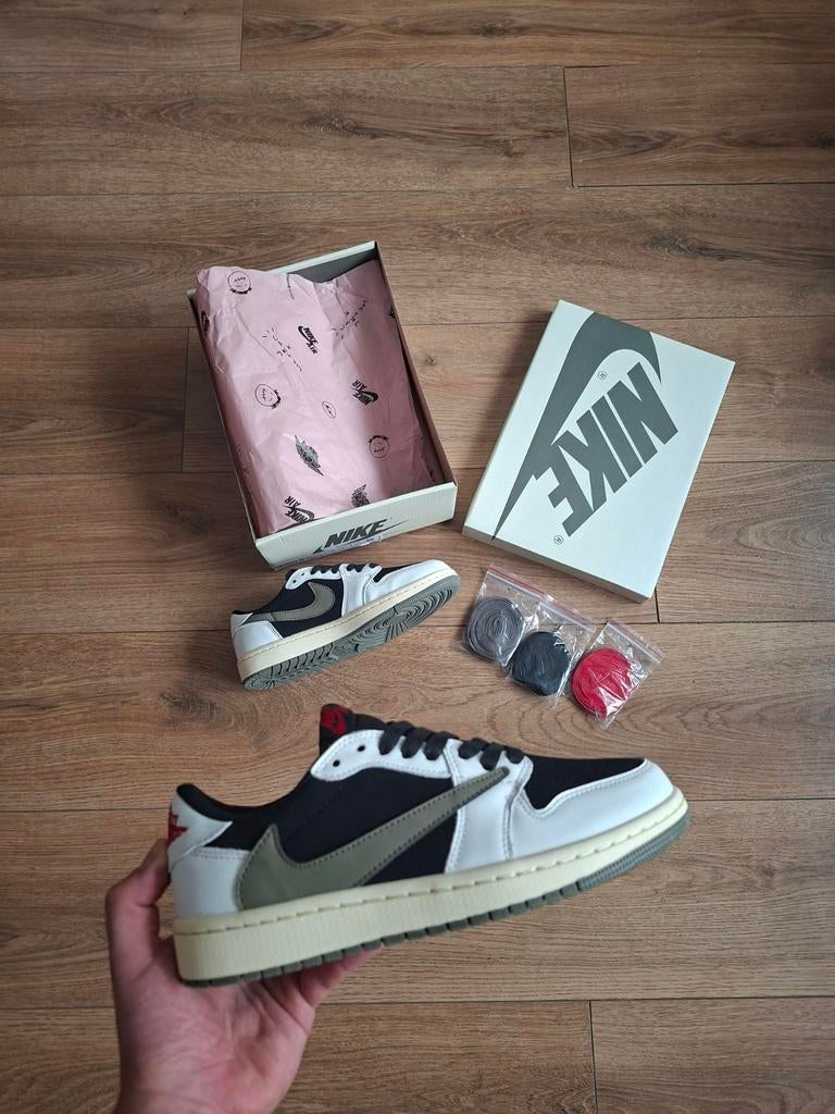 Travis Scott  Air Jordan 1 Retro Low - Green Olive, Enlèvement