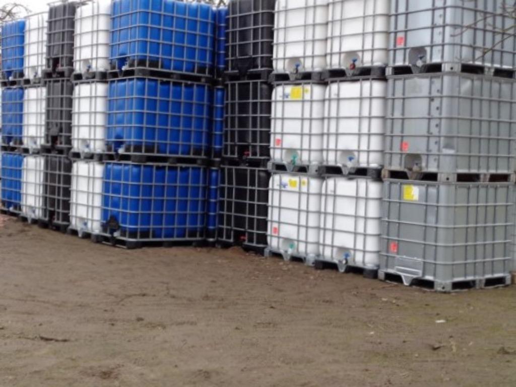 692 liter ibc containers, Afm.: 80X120X100 promotie 100€, Tuin en Terras, Overige Tuin en Terras, Zo goed als nieuw, Ophalen