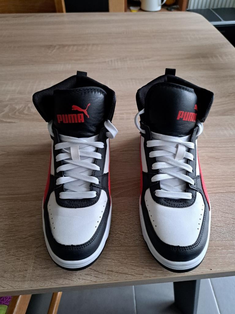 Puma vrouwen sneakers maat 38, Ophalen, Schoenen