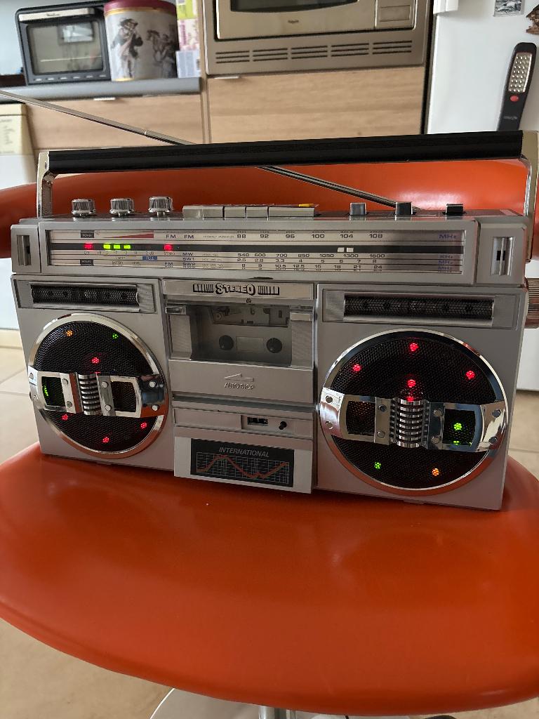 + GHETTO BLASTER INTERNATIONAL,  DISCO DES ANNÉES 80, NOS+, Enlèvement ou Envoi, Neuf, Radio