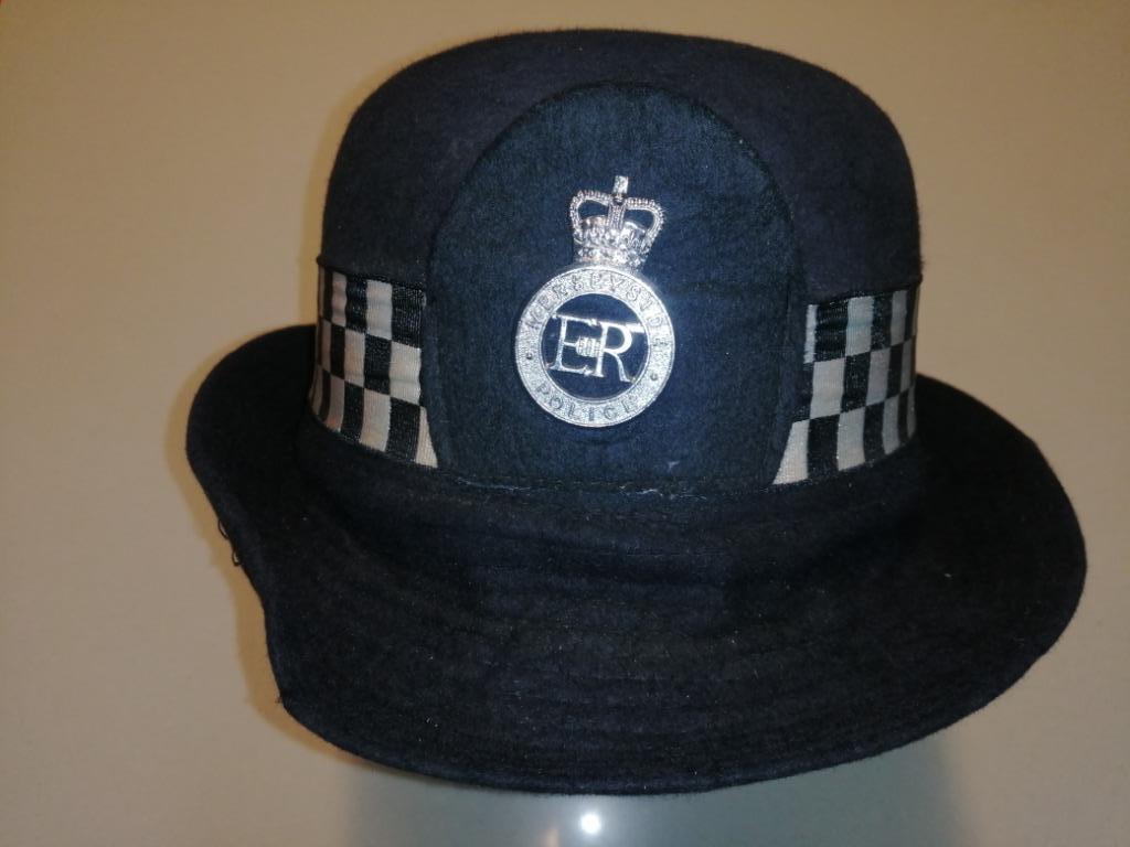 ANGLETERRE - POLICE - MERSEYSIDE - BOWLER HAT, Ophalen of Verzenden, Rijkswacht, Helm of Baret