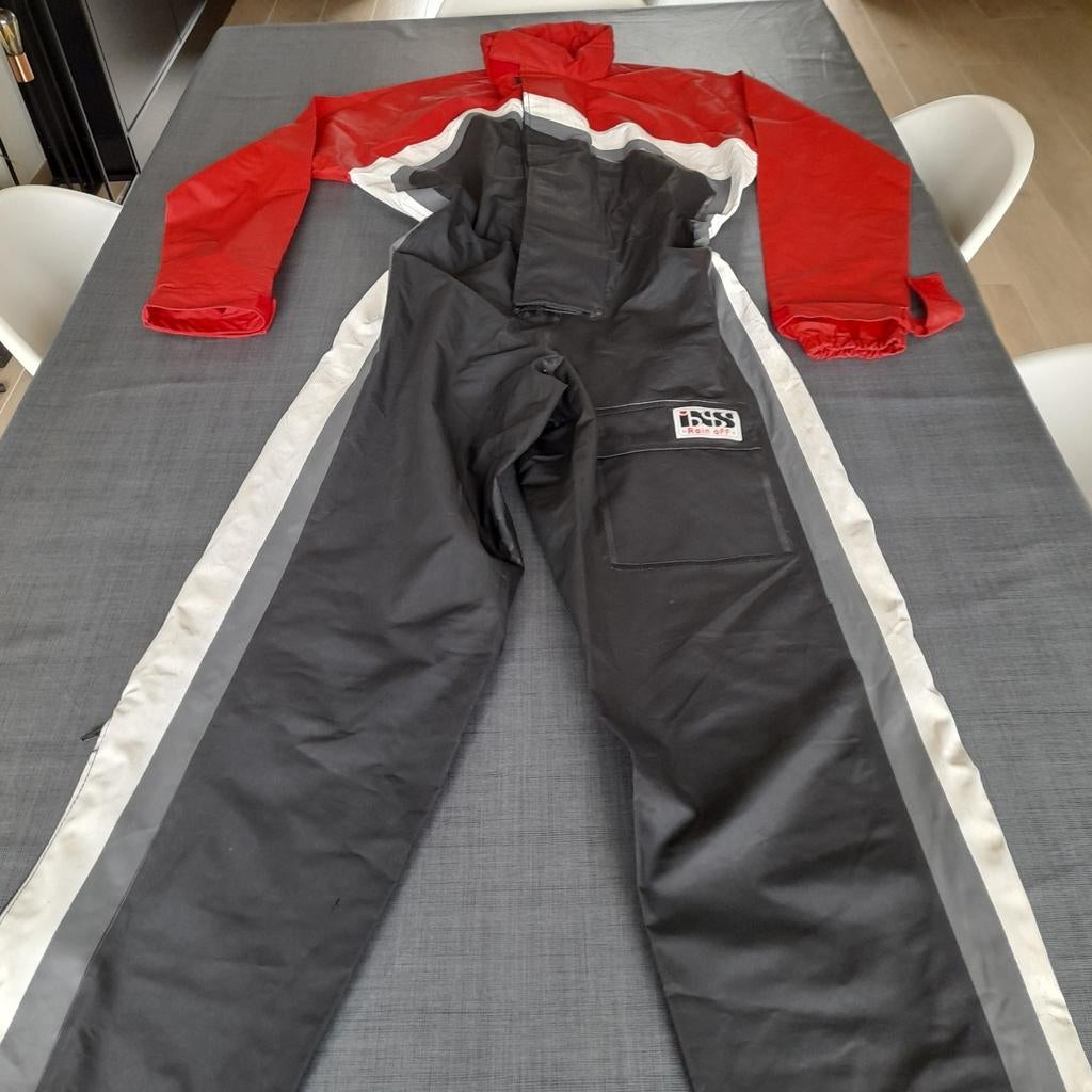 IXX regenpak, Motoren, Ophalen
