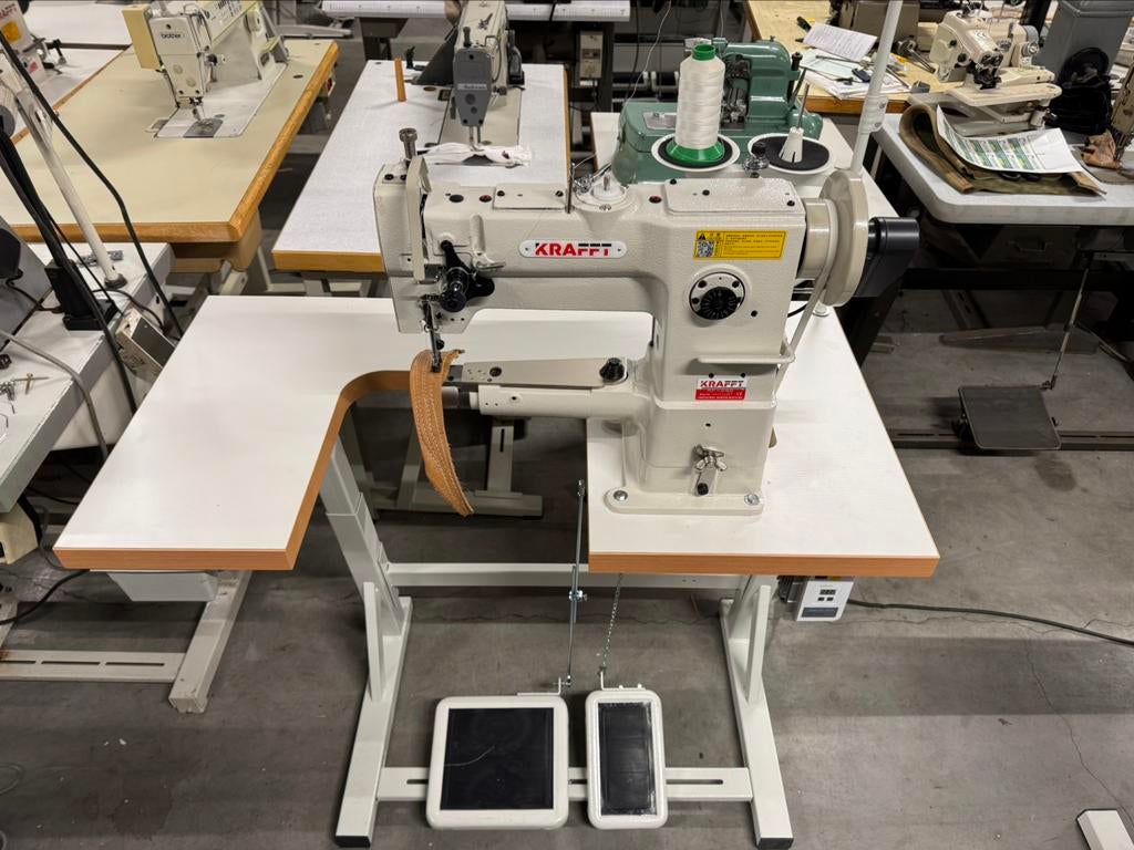 Industriele naaimachine vrije arm naaimachine kraft nieuw, Neuf, Autres marques, Enlèvement ou Envoi, Machine à coudre