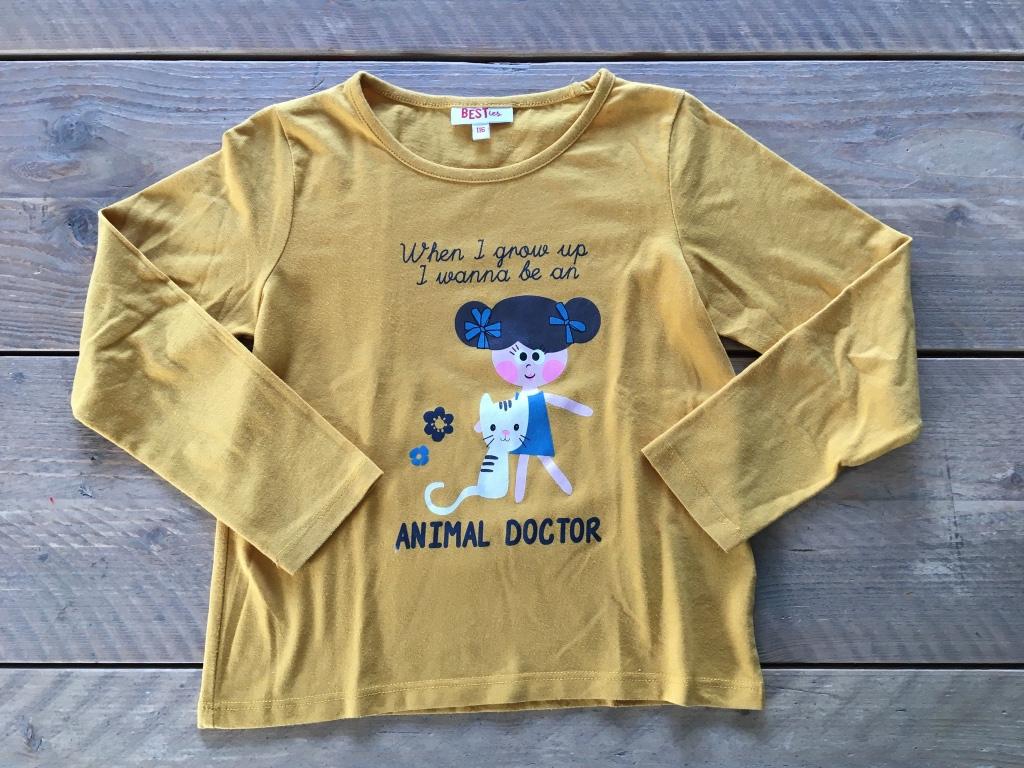 JBC, (oker) gele longsleeve dierenarts maat 104 - 110, Kinderen en Baby's, Kinderkleding | Maat 110, Ophalen of Verzenden, JBC