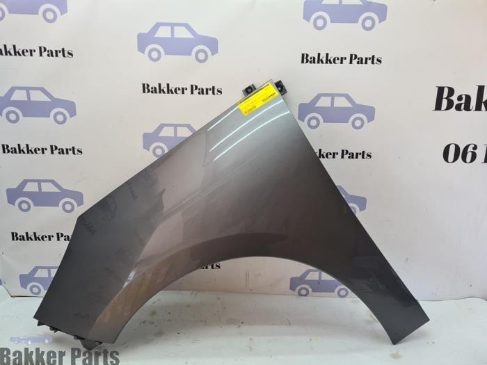 Aile avant gauche d'un Renault Grand Scenic (TEKNG), -, Renault, -, 3 mois de garantie
