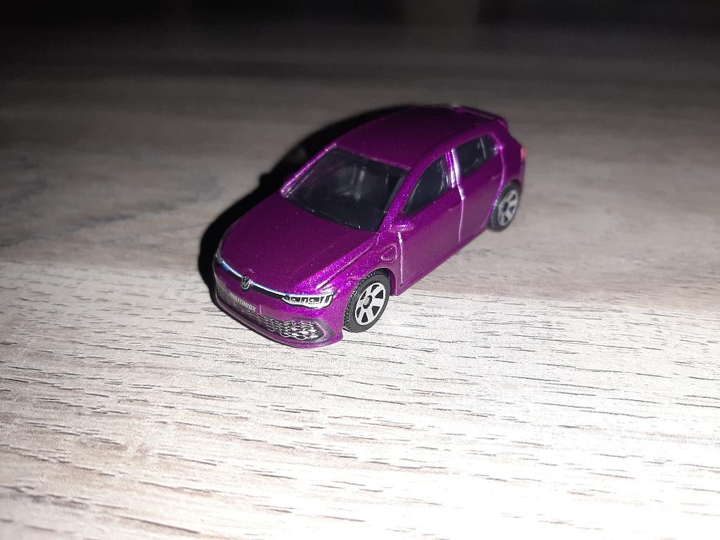 Matchbox Volkswagen Golf GTE 2021 (nearly mint), Enlèvement ou Envoi, Comme neuf, Voiture