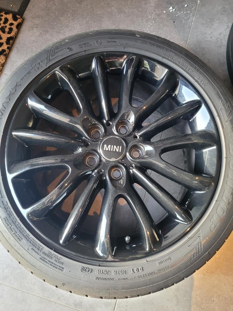 Mini cooper countryman velgen, Ophalen