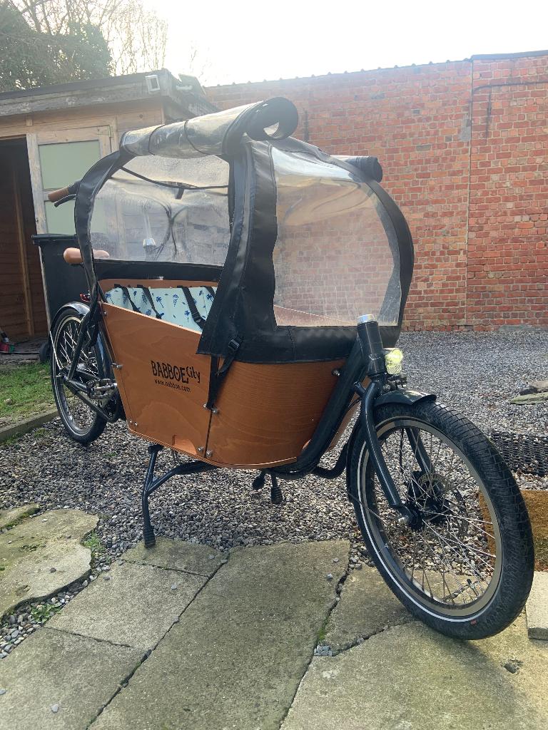 Bakfiets, 4 kinderen of meer, Elektrisch, Zo goed als nieuw, Ophalen