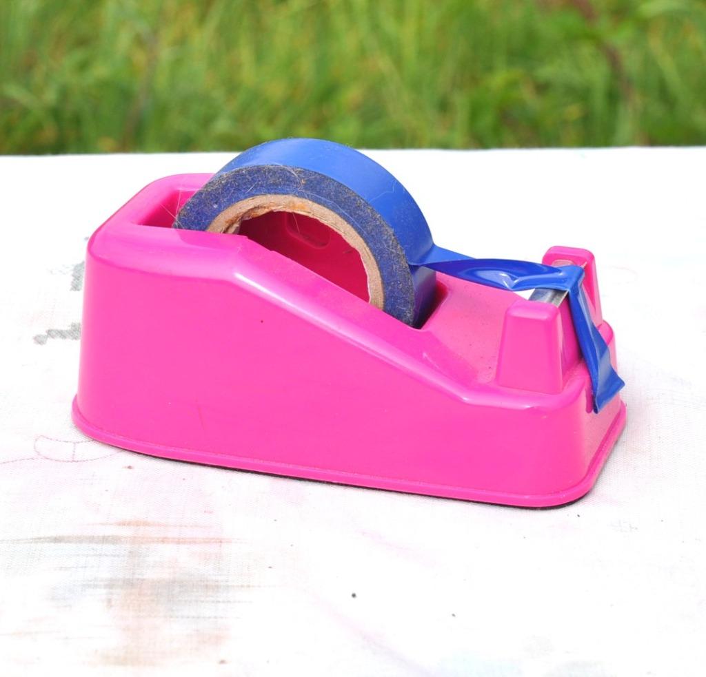 dérouleur pour rouleau tape plastique rose, Ophalen of Verzenden, Gebruikt