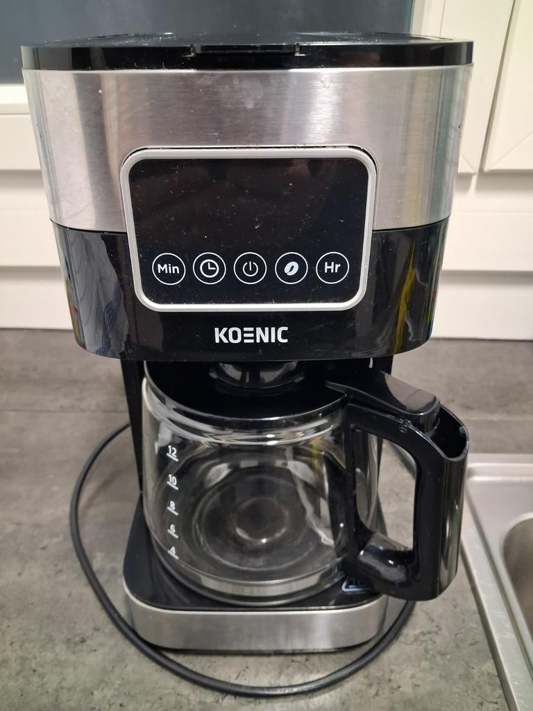 Koenic: Koffiezetapparaat met klok en timer 2de hands, Elektronische apparatuur, Gebruikt, 10 kopjes of meer, Koffiemachine, Gemalen koffie