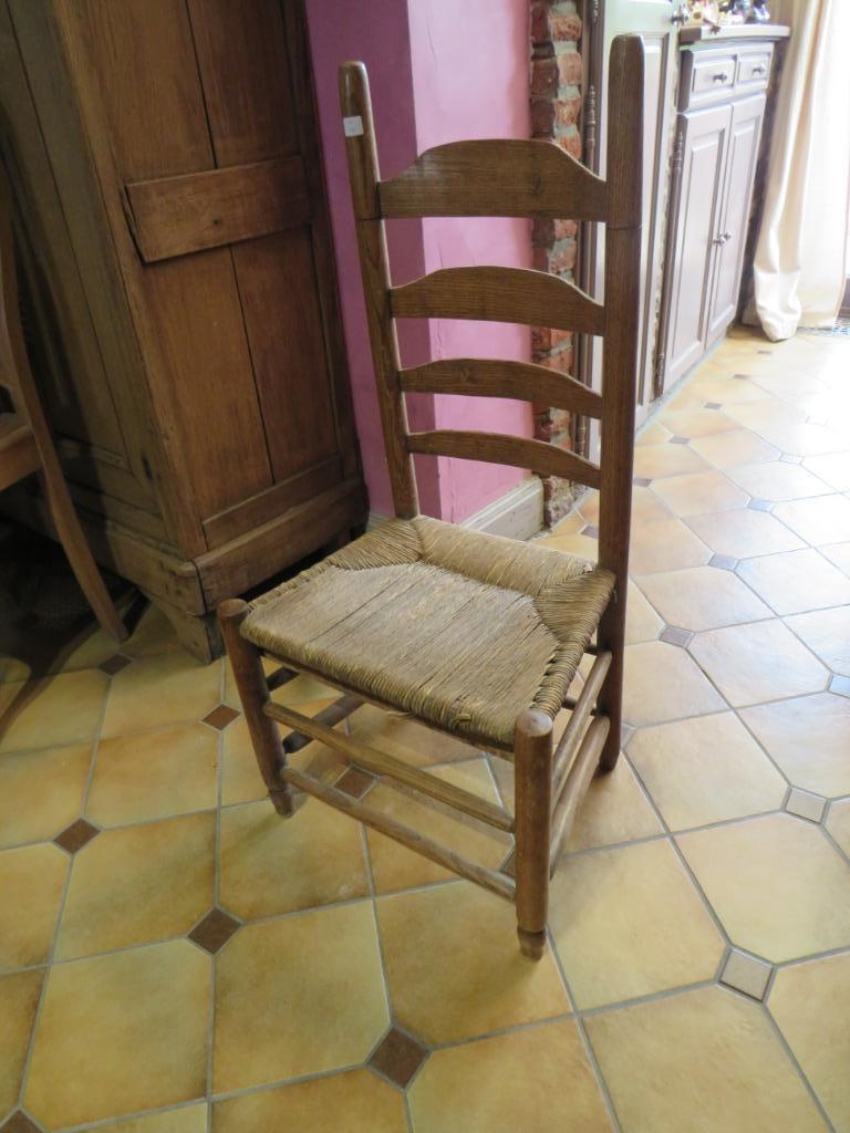 Chaise basse en paille, Maison & Meubles, Brun, Enlèvement, Utilisé, Osier ou Rotin