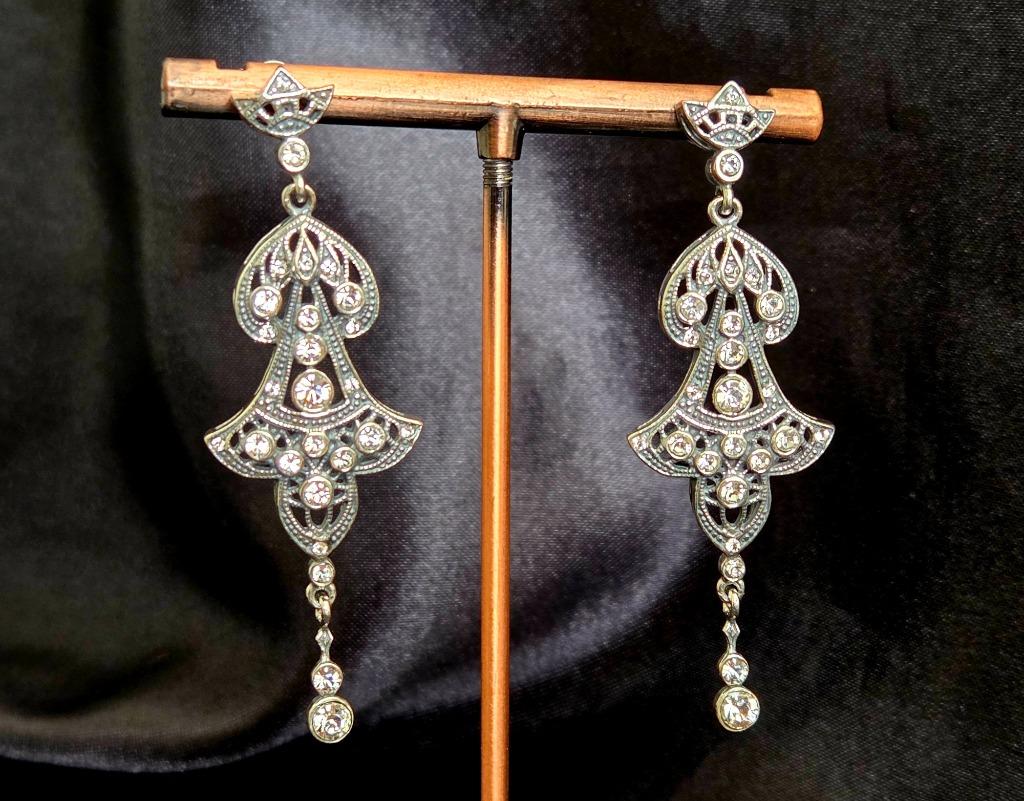 Zilveren Art Deco oorbellen Swarovski Kristallen. 2025/521, Hangers, Nieuw, Ophalen of Verzenden, Zilver