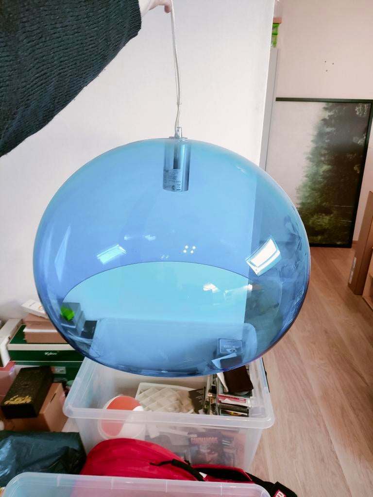 Fly lamp van Kartell, Ophalen