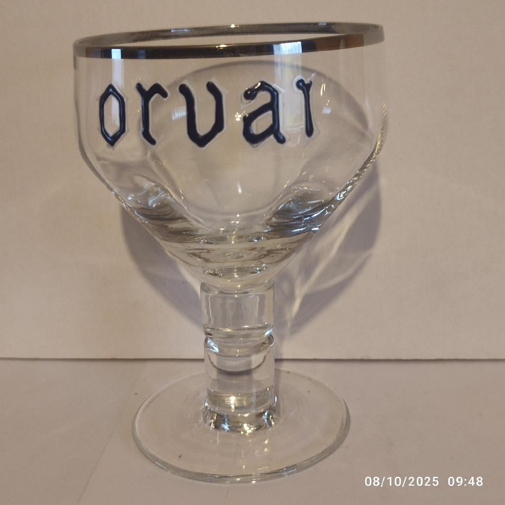 Un ancien verre Orval émaillé des années 50 ., Enlèvement ou Envoi, Comme neuf, Verre ou Verres, Autres marques