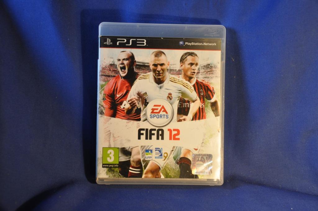 §  jeu playstation fifa12 (20), 3 joueurs ou plus, Enlèvement ou Envoi, Utilisé, Sport