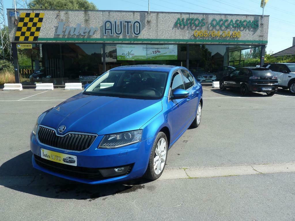 SKODA OCTAVIA 1.6TDI FULL OPTION °INTER AUTO°, Auto's, USB, Bedrijf, 5 deurs, Te koop