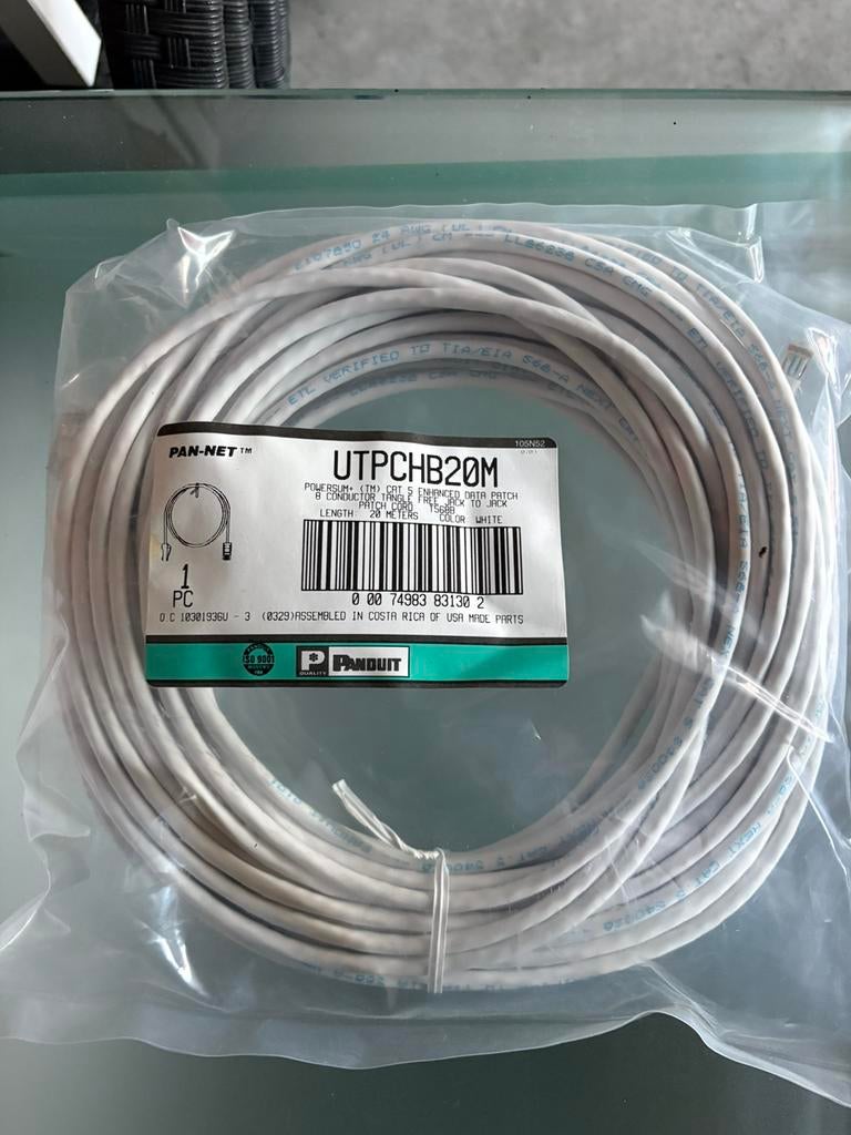 Utp kabel, Computers en Software, Pc- en Netwerkkabels, Ophalen, Zo goed als nieuw