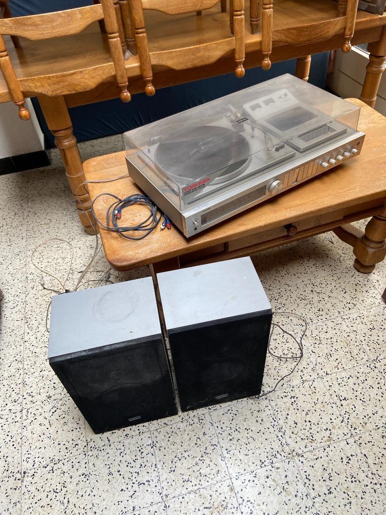 Vintage Toshiba Hifi, Enlèvement