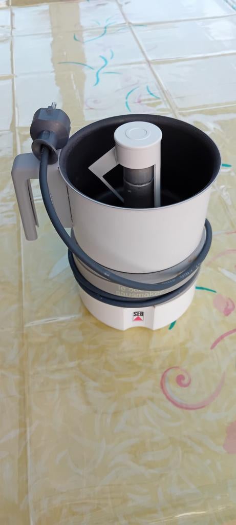 Saucier Seb 1 litre, Moins de 1 litre, Enlèvement ou Envoi, Utilisé, 3 vitesses ou plus