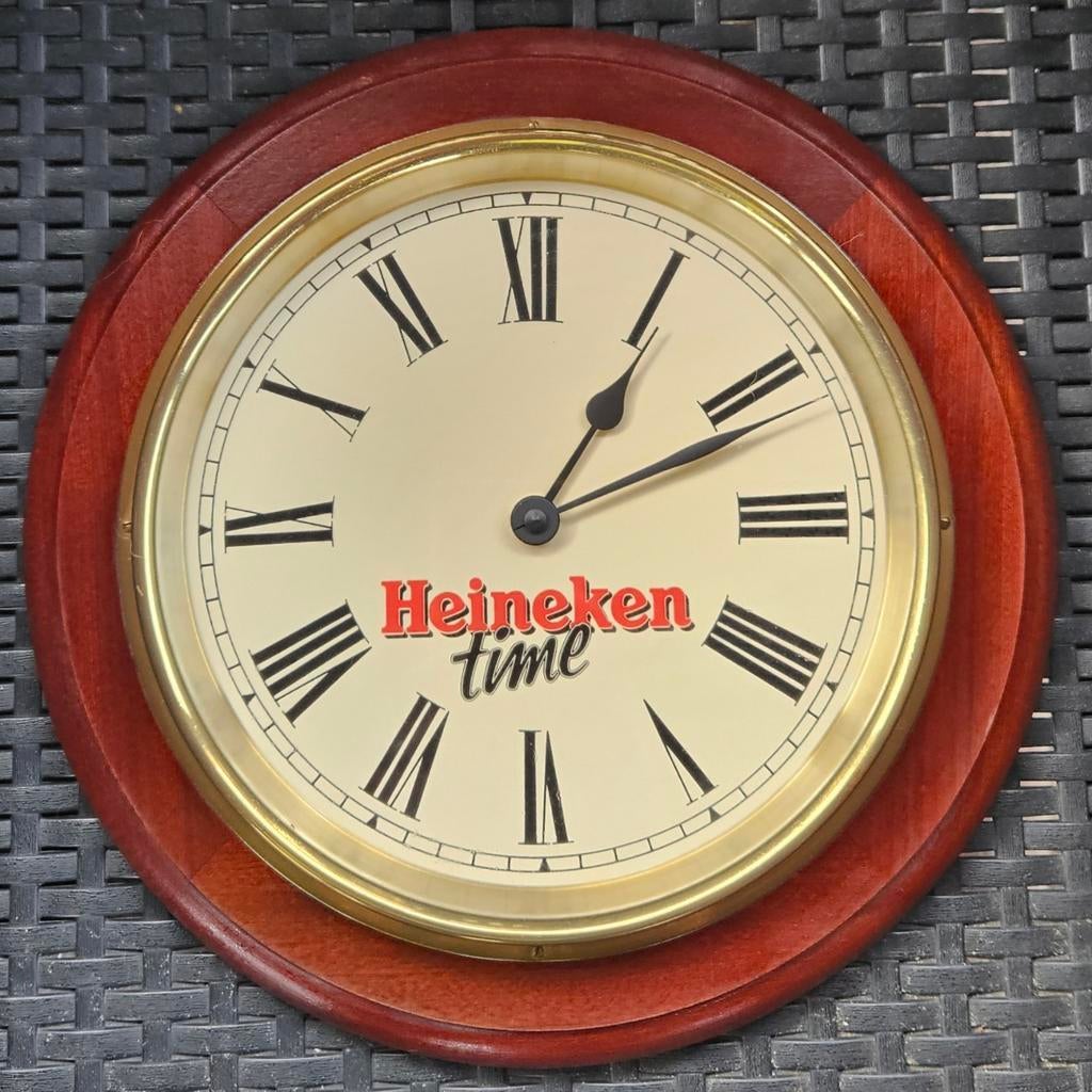 Horloge murale en bois Heineken
Cette horloge est unique, Collections, Marques de bière, Enlèvement ou Envoi, Comme neuf, Heineken