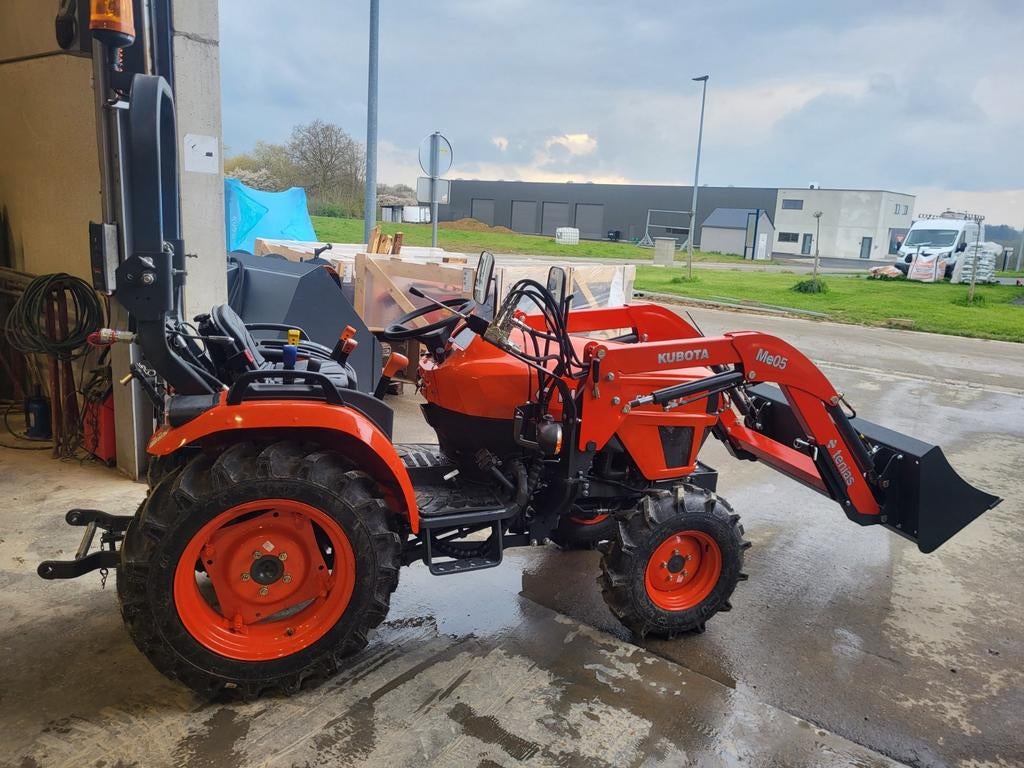 kubota ek261 neuf avec chargeur, Articles professionnels, Enlèvement ou Envoi
