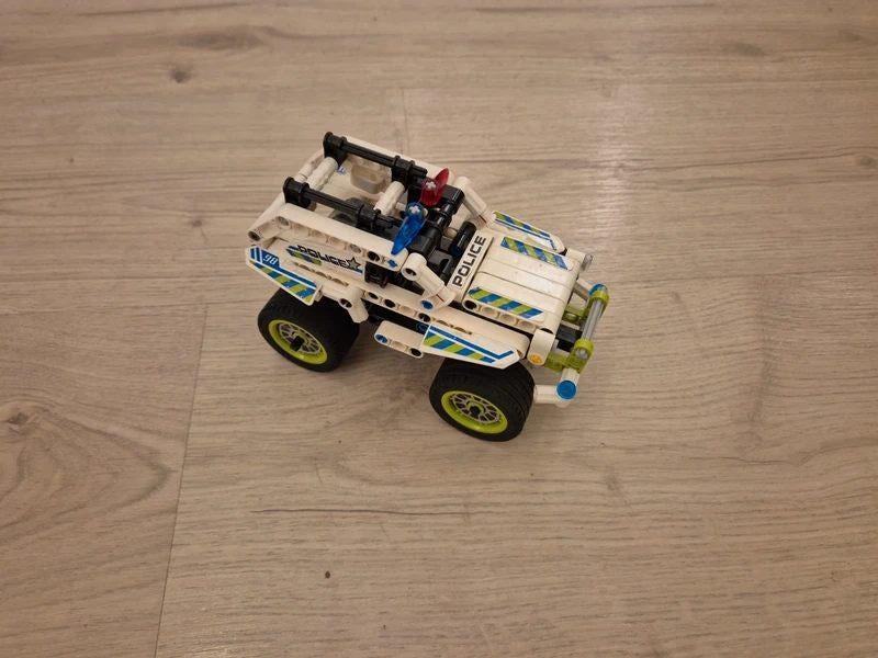 LEGO 42047 Police interceptor pullback, Ophalen, Zo goed als nieuw, Complete set, Lego