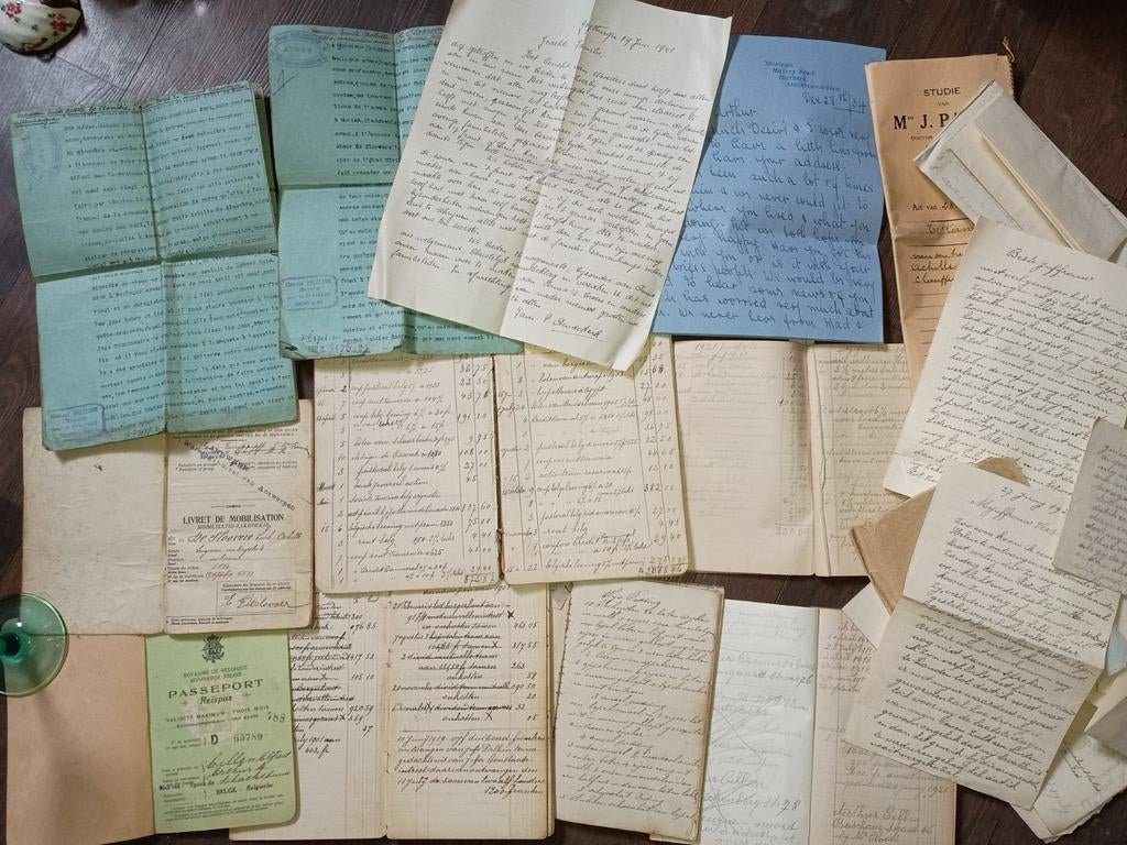 Oud documenten met oud metaal dus, Enlèvement ou Envoi