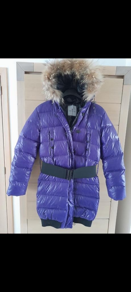 Veste de ski tendance Moncler, Vêtements | Femmes, Enlèvement ou Envoi