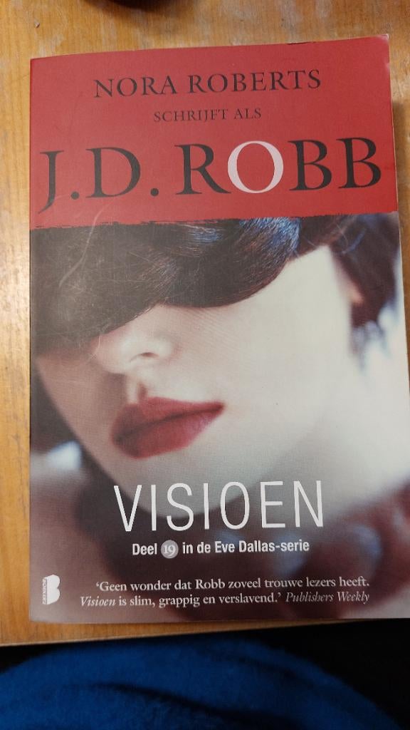 J.D.ROBB visioen, Ophalen of Verzenden, Zo goed als nieuw, J.D. Robb