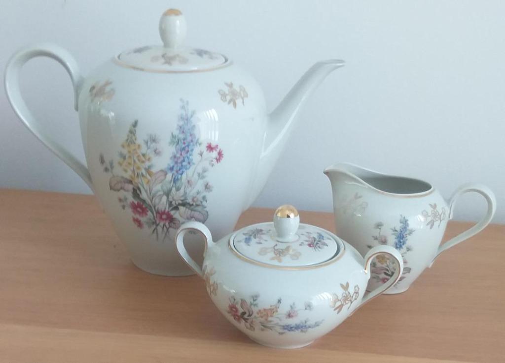 Pièce de forme porcelaine MITTERTEICH Bavaria, Collections, Porcelaine, Cristal & Couverts, Comme neuf, Autres types, Porcelaine