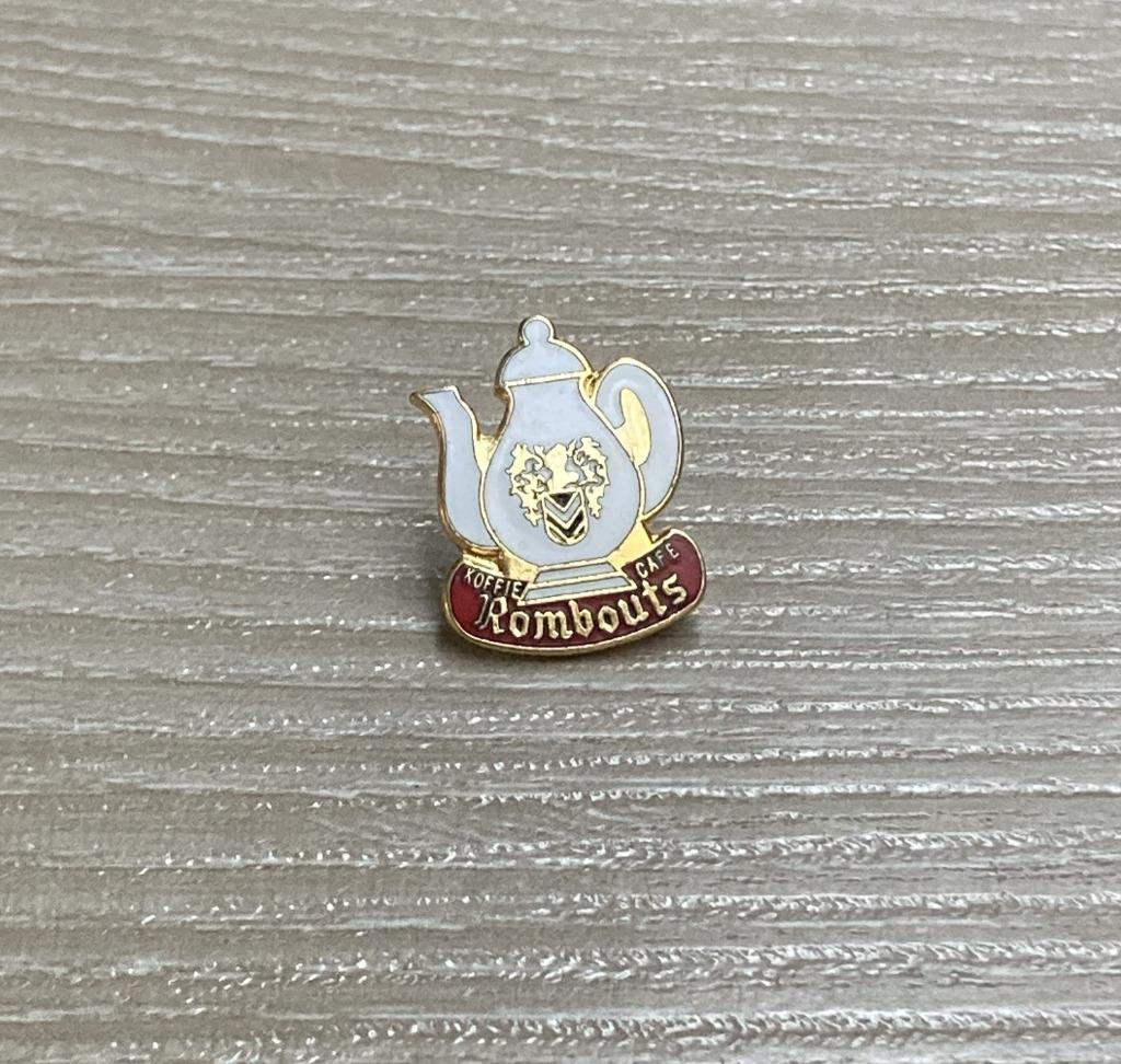 PIN - ROMBOUTS - KOFFIE - CAFE, Envoi, Utilisé, Marque, Insigne ou Pin's