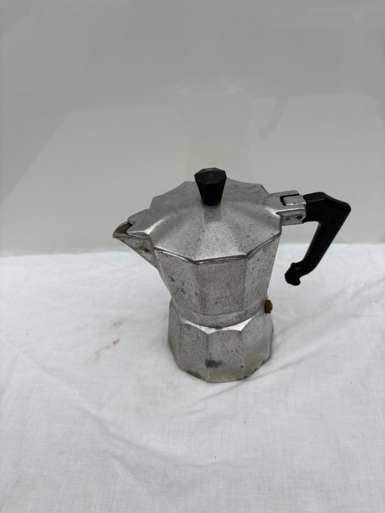 Vintage Alminium koffiepot, Antiek en Kunst, Antiek | Keramiek en Aardewerk, Ophalen